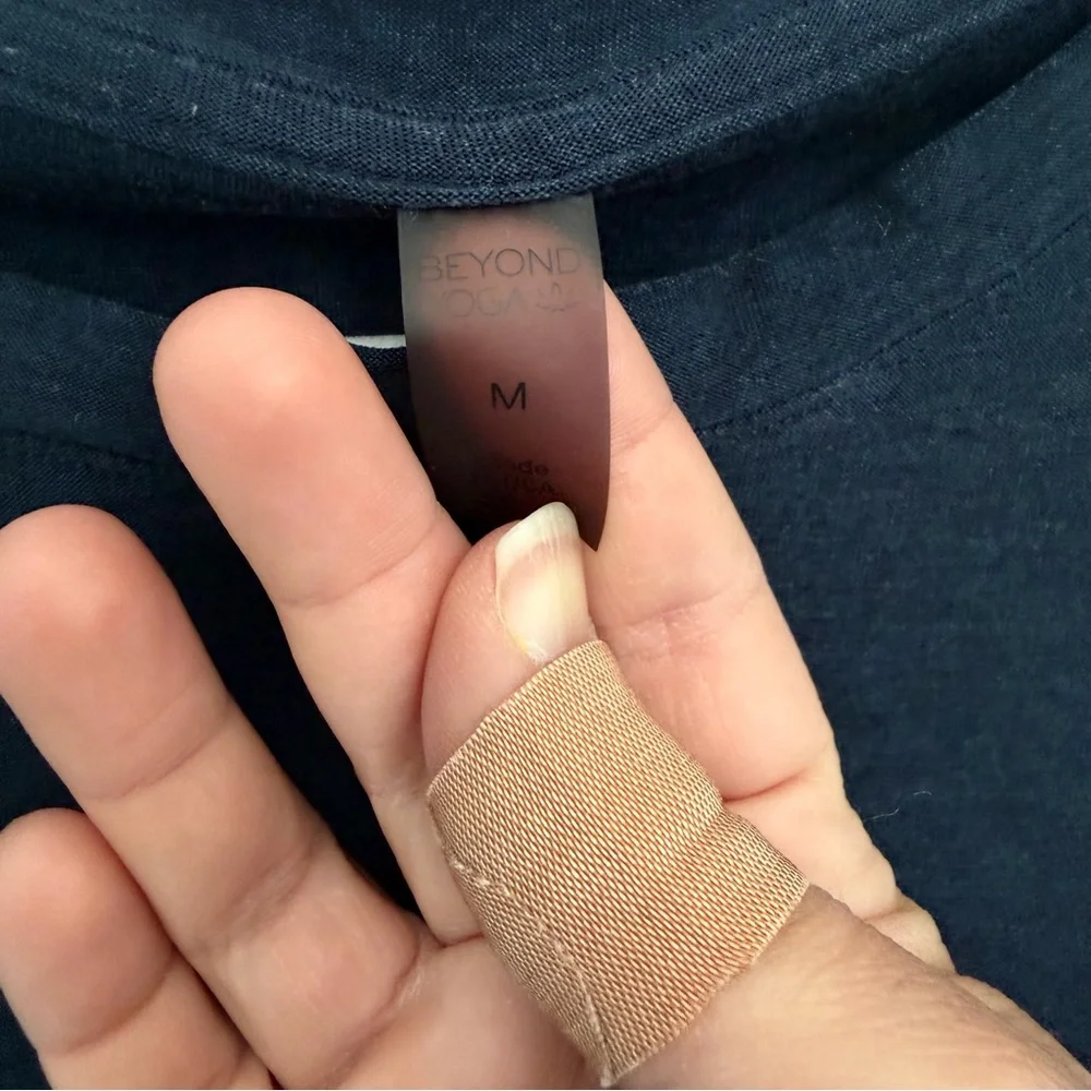 Beyond Yoga "On the Down Low" T-Shirt Nocturnal Navy Blue Soft Workout Tee - Picture 11 of 15